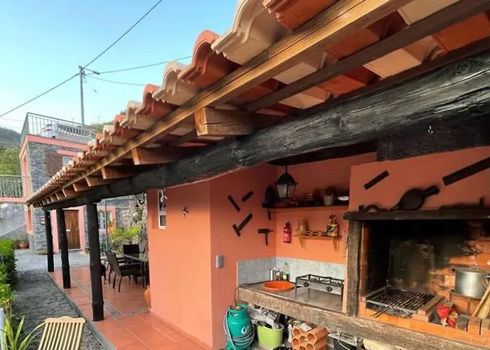 Secluded Cottage W Pool, Oceanside View, 3Br, 3Ba
