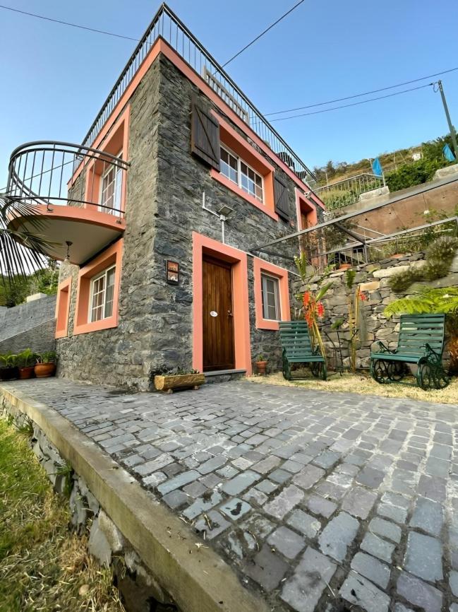 Villa Secluded W Pool, Oceanside View, 3br, 3ba *